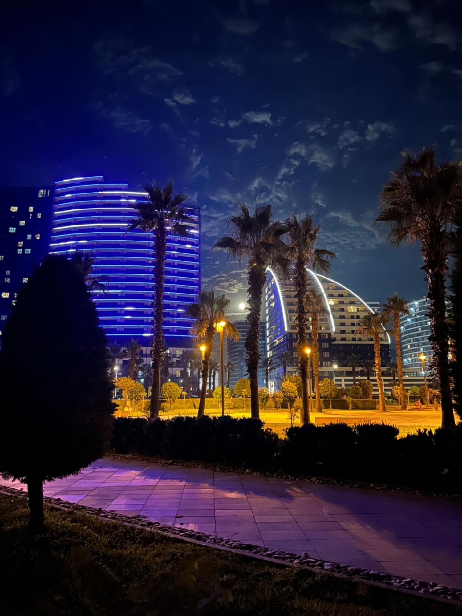 Batumi Boulevard Resort ภายนอก รูปภาพ