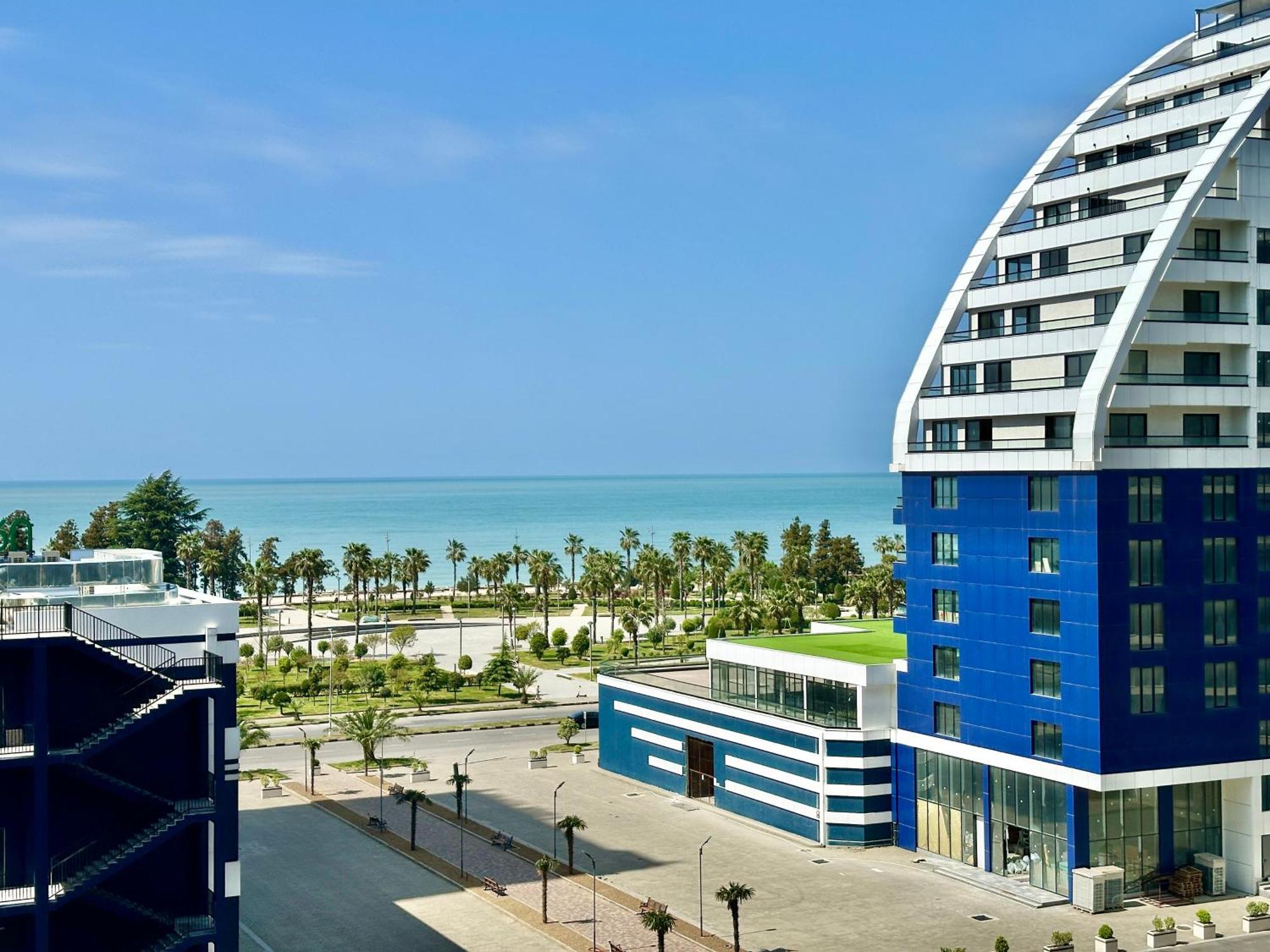 Batumi Boulevard Resort ภายนอก รูปภาพ