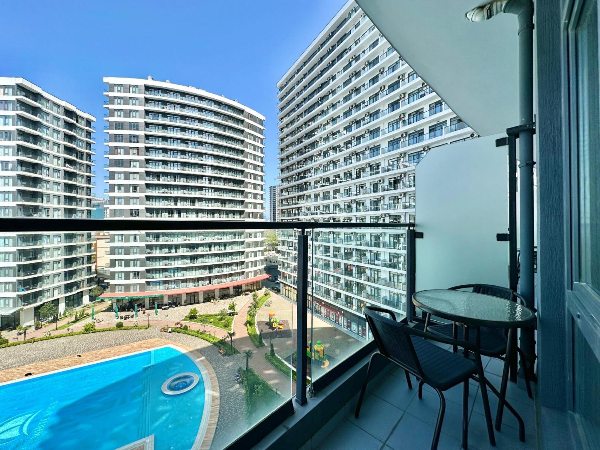 Batumi Boulevard Resort ภายนอก รูปภาพ
