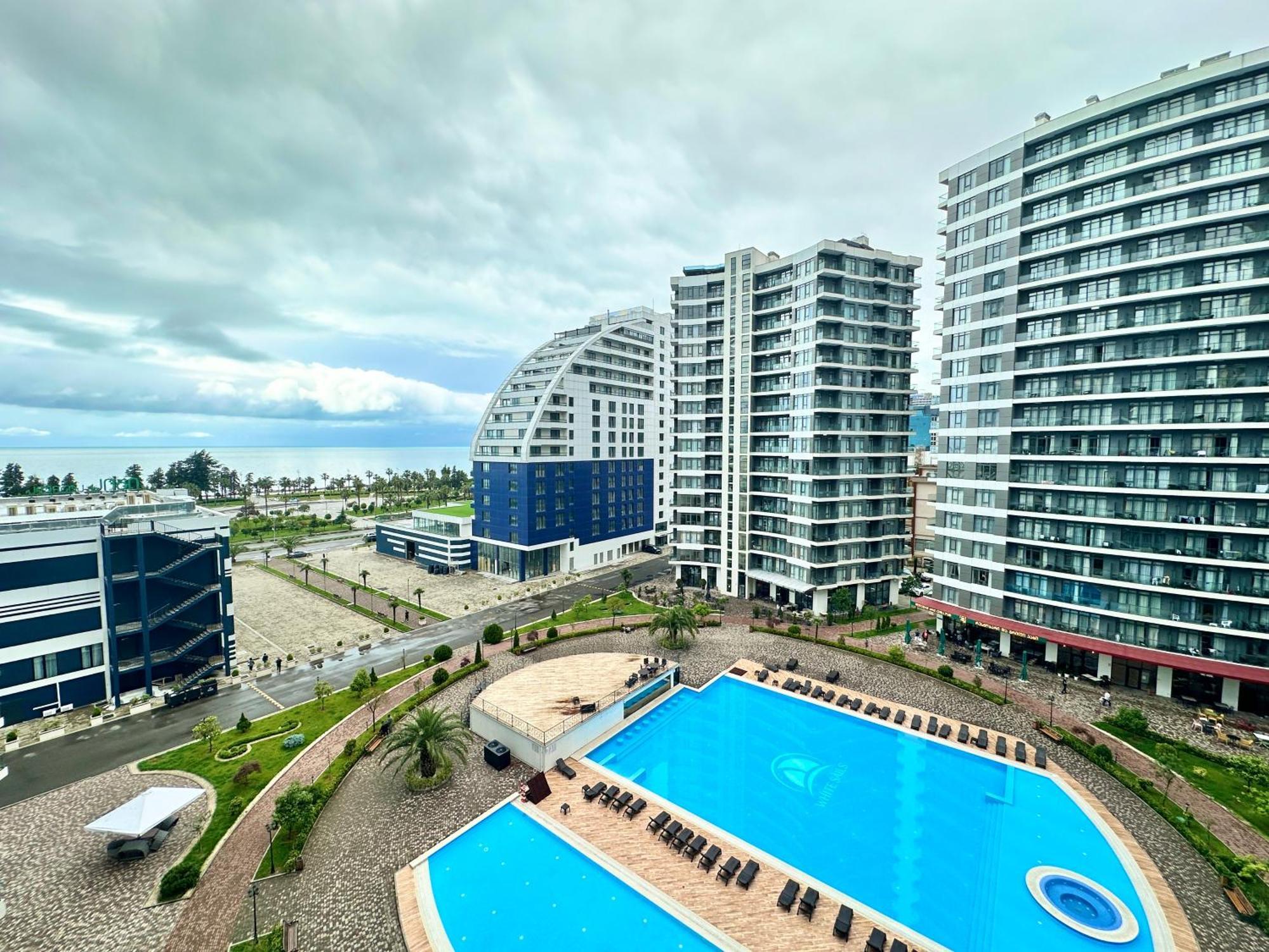 Batumi Boulevard Resort ภายนอก รูปภาพ