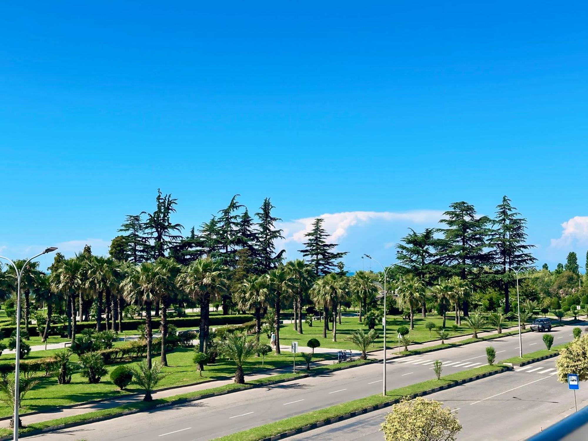 Batumi Boulevard Resort ภายนอก รูปภาพ